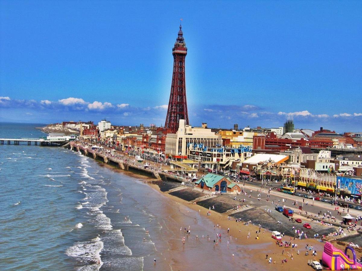 The Driftwood Hotel Blackpool Exterior photo